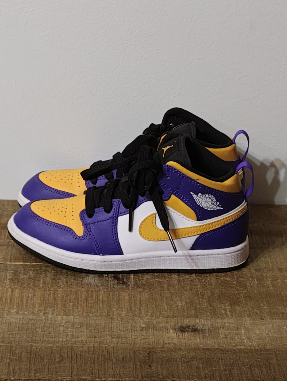 Jordan 1 Mid 'Lakers' (PS) Kid's Size 1.5Y